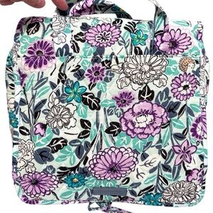 Vera Bradley | Bags | Vera Bradley Ornate Blooms Lighten Up  display picture 3